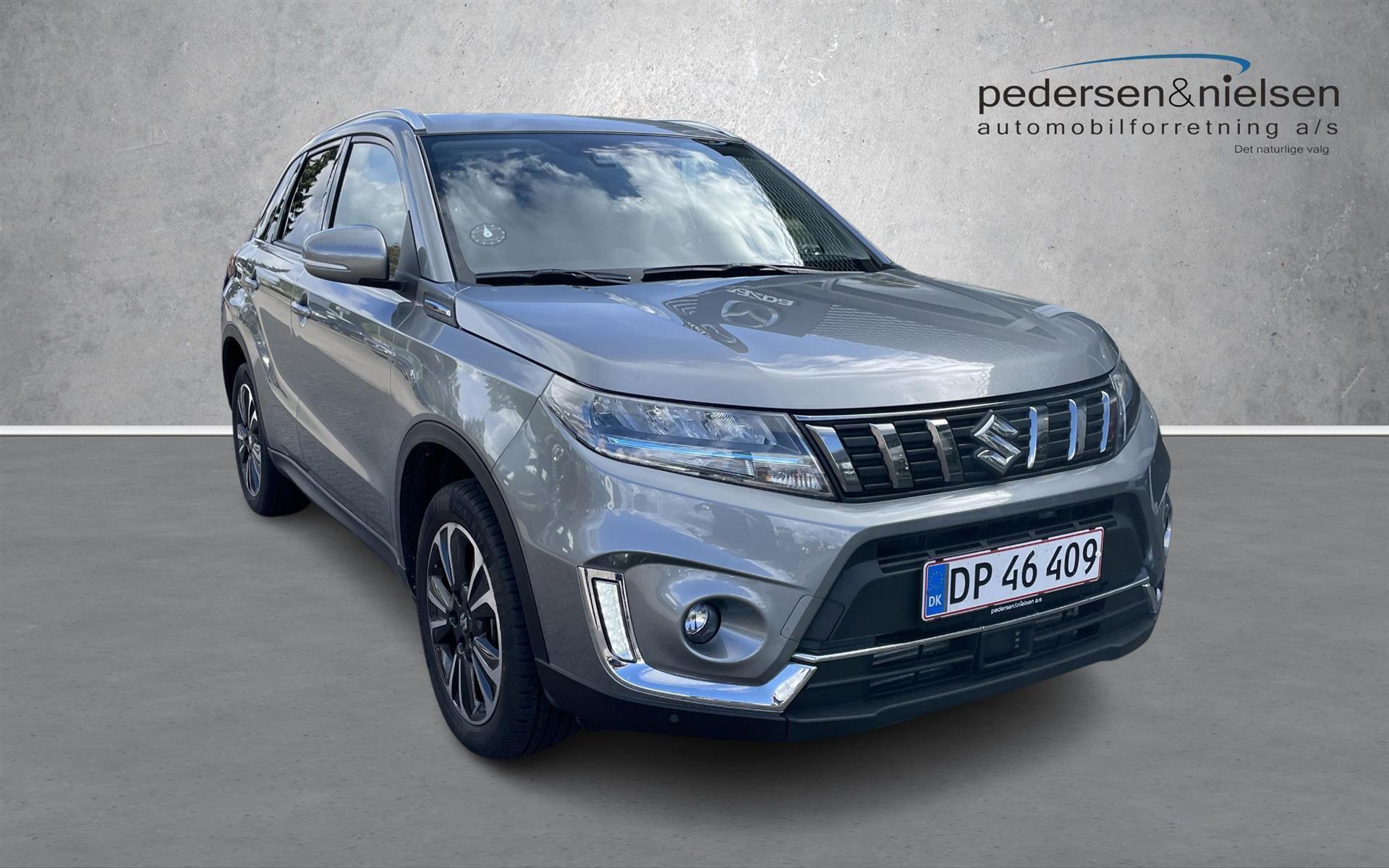 Sort Suzuki Vitara fra 2023