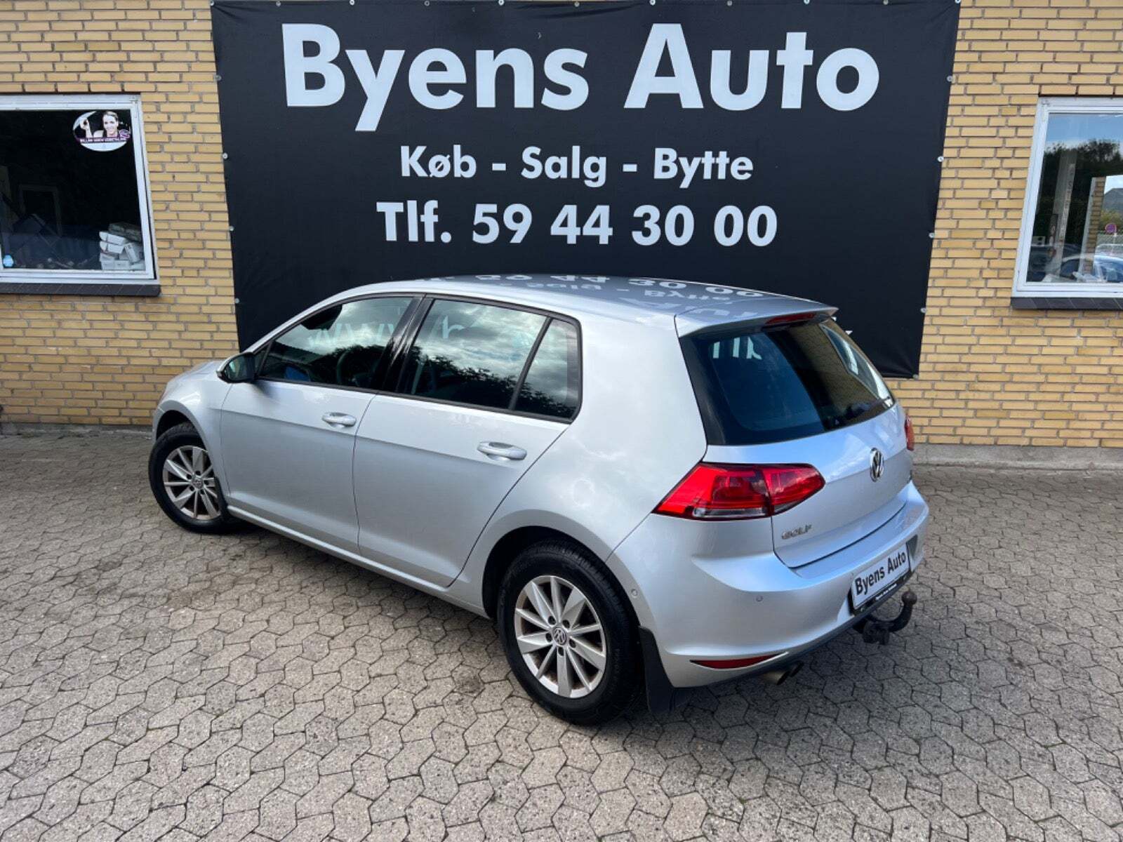 Sølv VW Golf VII fra 2015