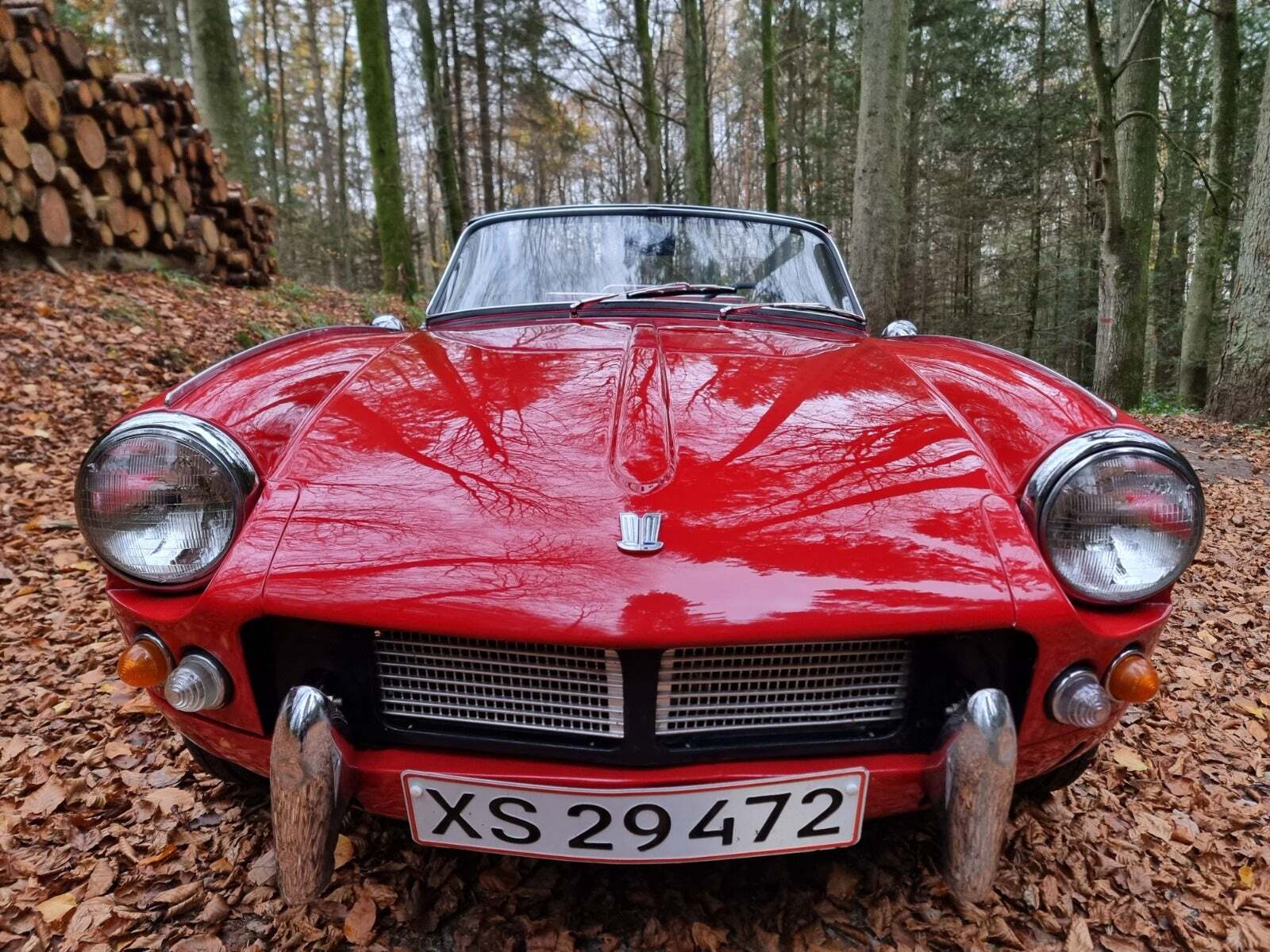 Rød Triumph Spitfire fra 1964