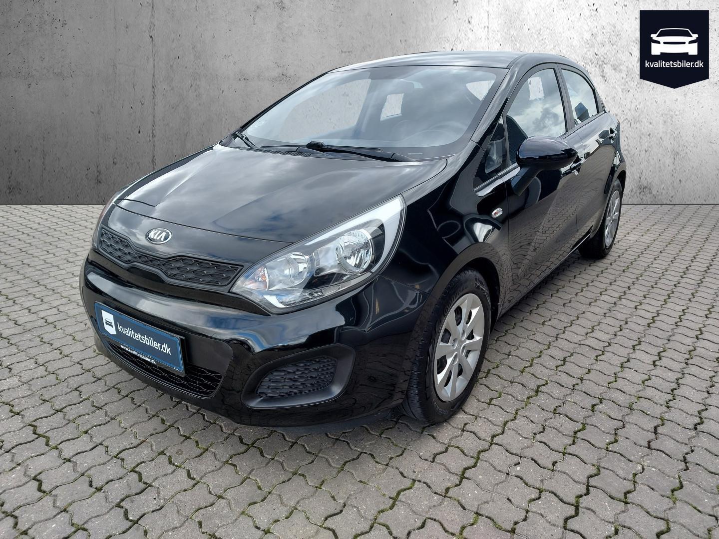 Sort Kia Rio fra 2014