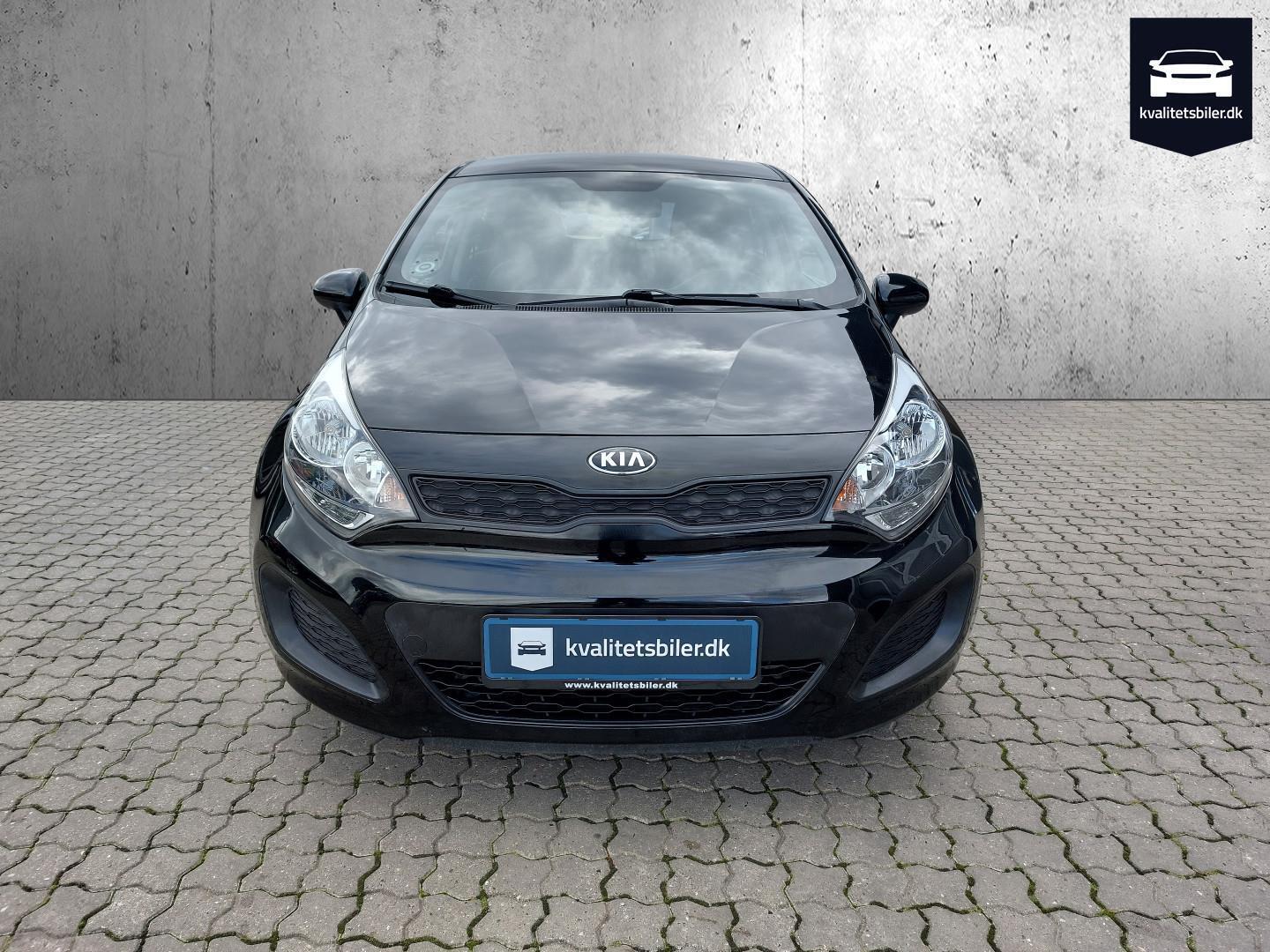 Sort Kia Rio fra 2014