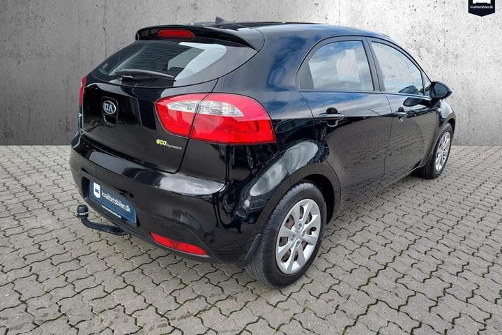 Sort Kia Rio fra 2014