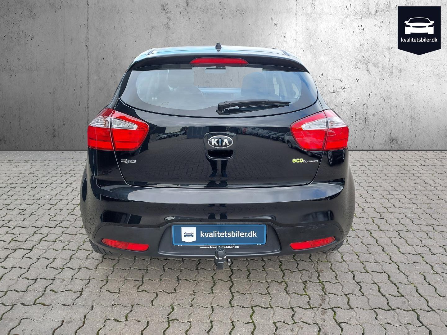 Sort Kia Rio fra 2014