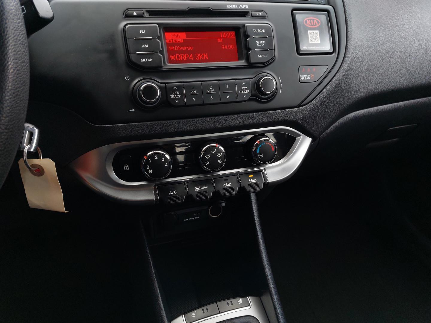 Sort Kia Rio fra 2014