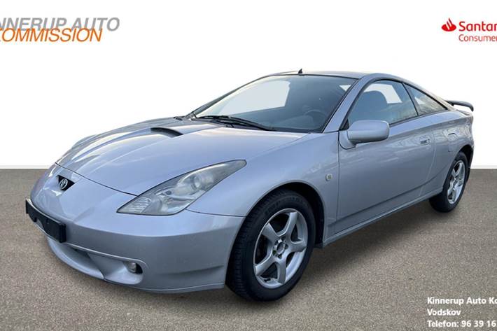 Sølv Toyota Celica fra 2001