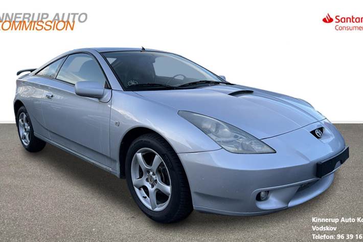 Sølv Toyota Celica fra 2001