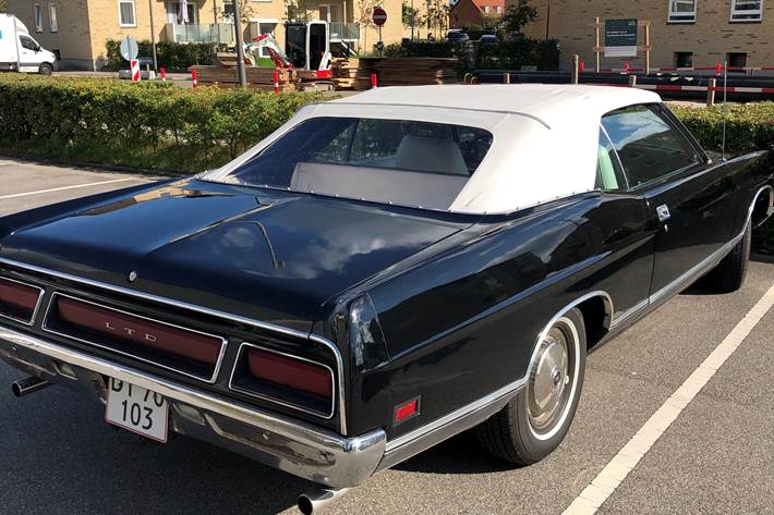 undefined Ford V8 fra 1971