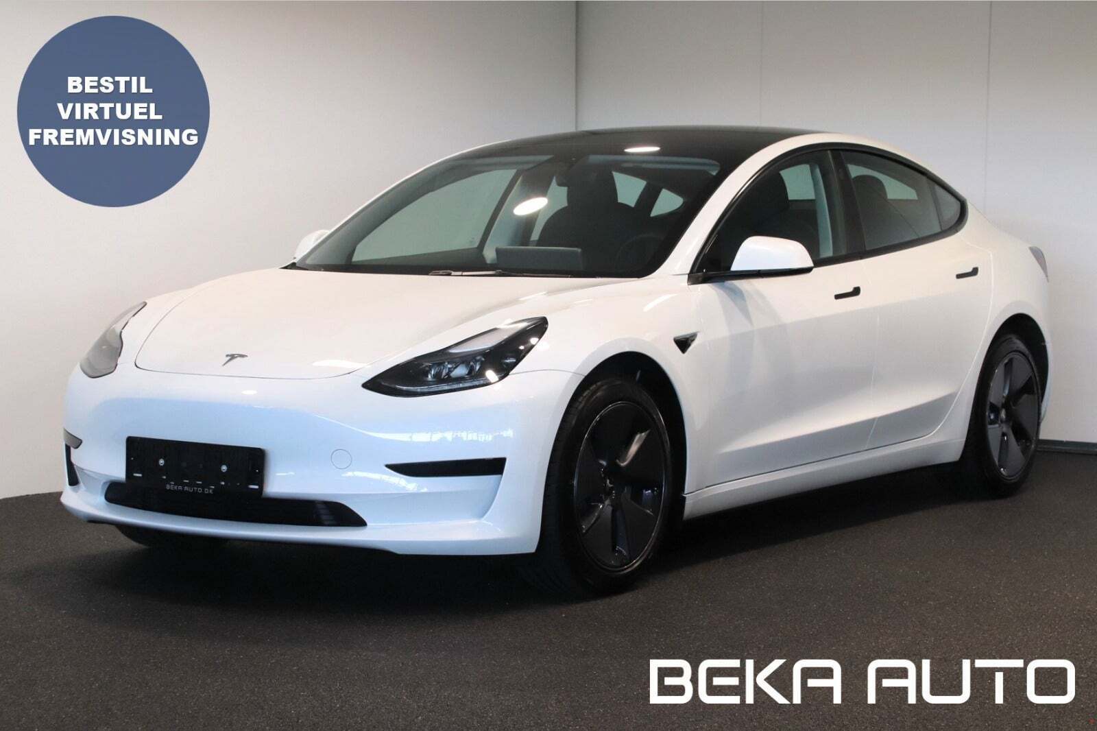 Hvid Tesla Model 3 fra 2022
