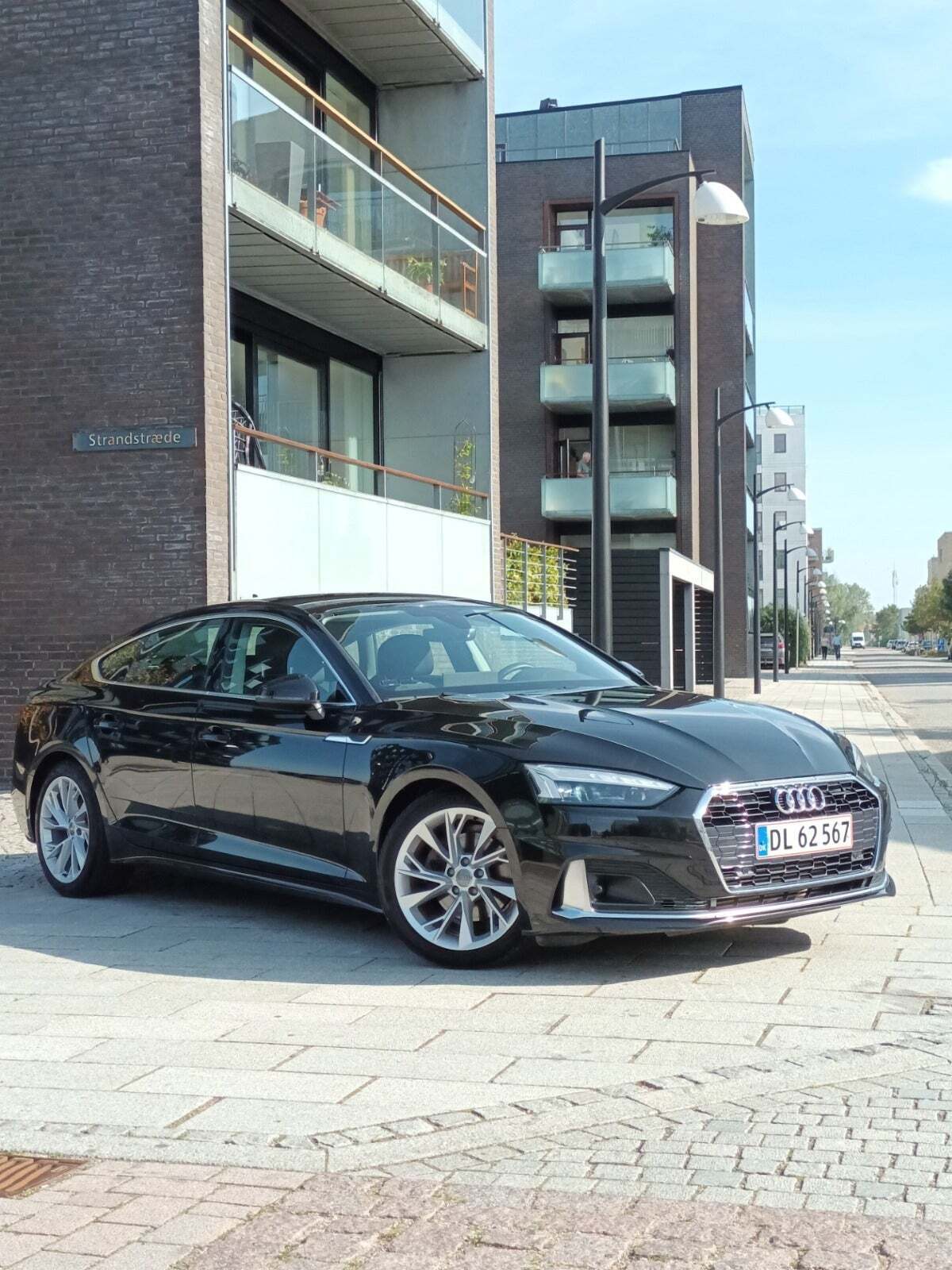 Grå Audi A5 fra 2020