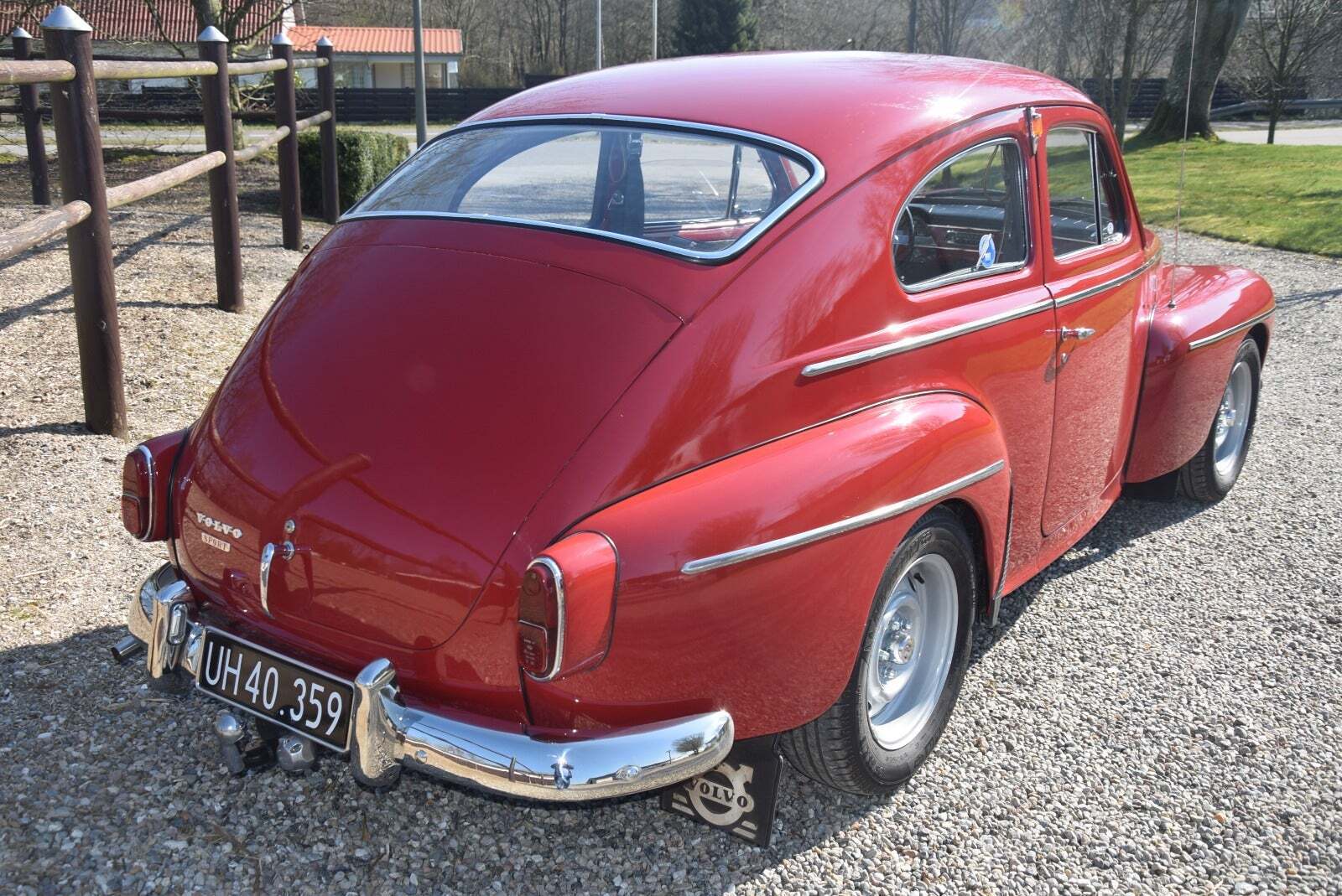Rød Volvo PV544 fra 1965