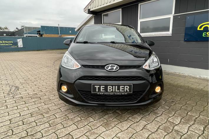 Sort Hyundai i10 fra 2017