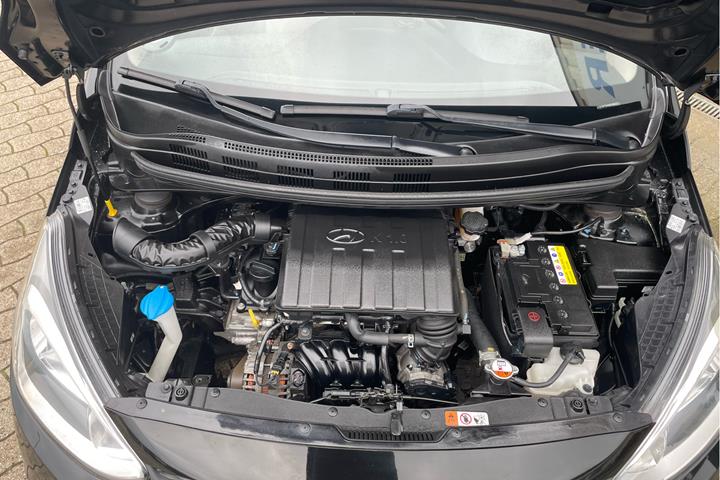 Sort Hyundai i10 fra 2017