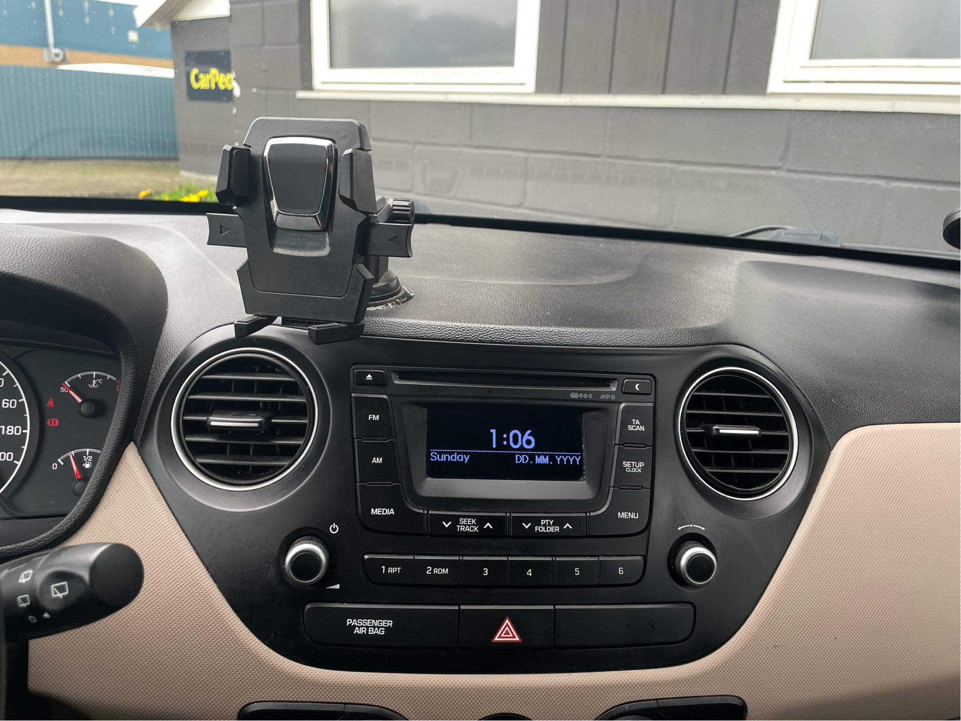 Sort Hyundai i10 fra 2017
