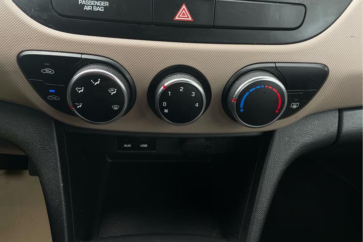 Sort Hyundai i10 fra 2017