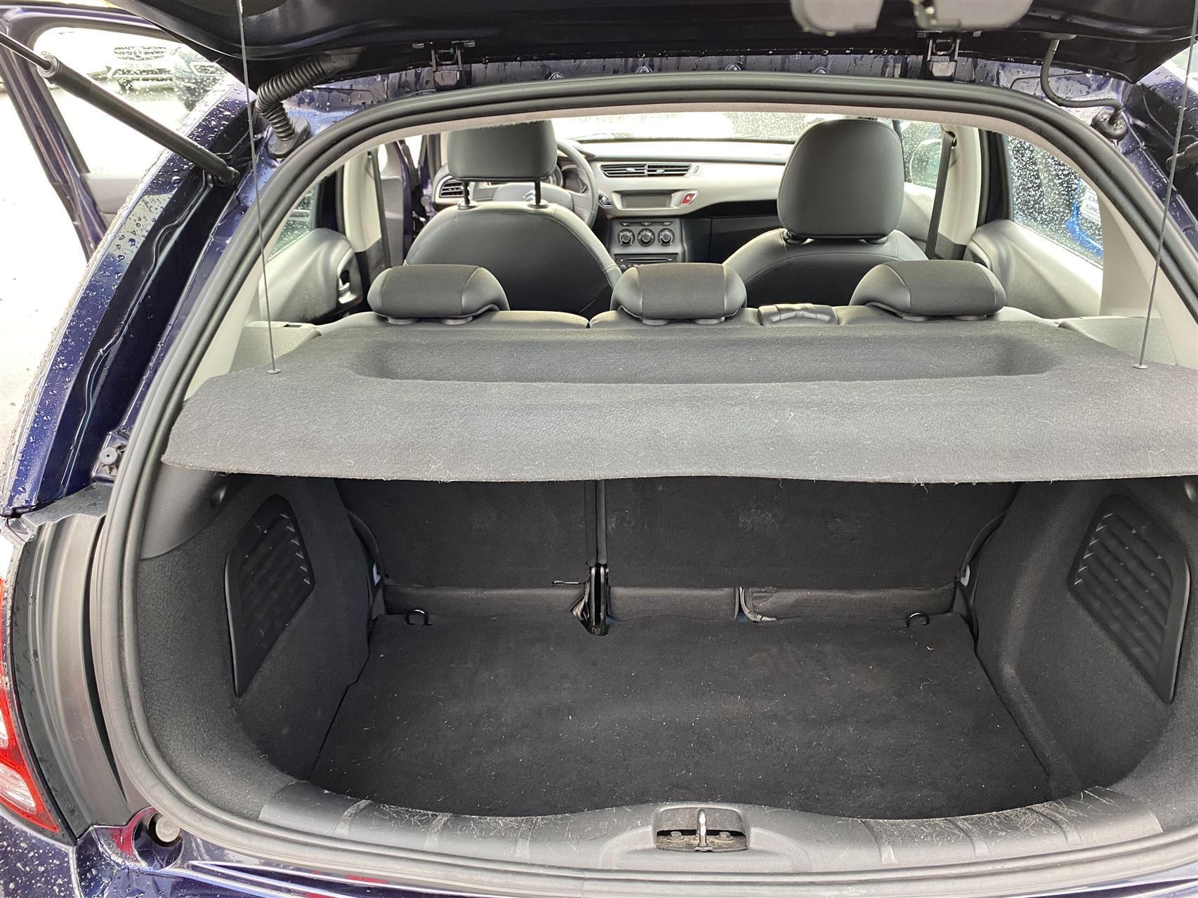 Blå Citroën C3 fra 2013