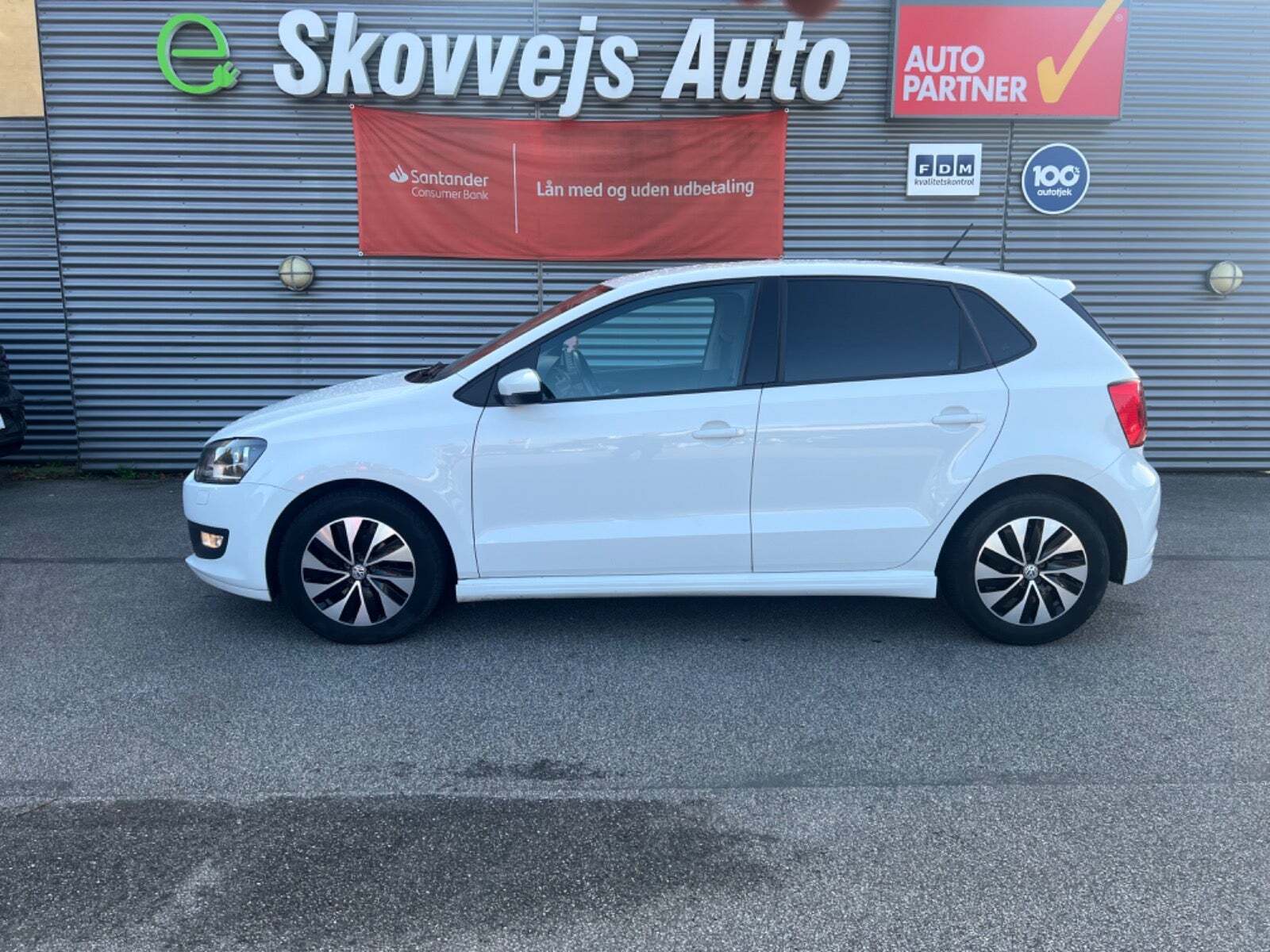 Hvid VW Polo fra 2015
