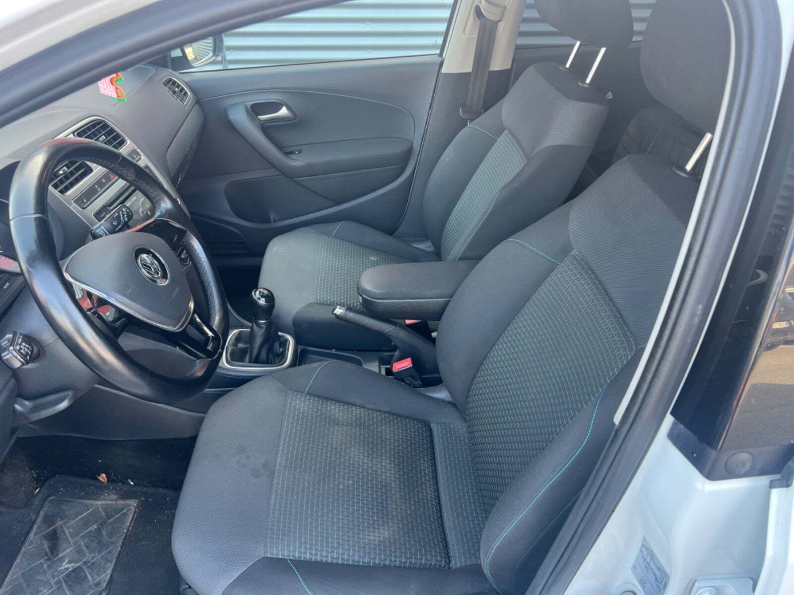 Hvid VW Polo fra 2015