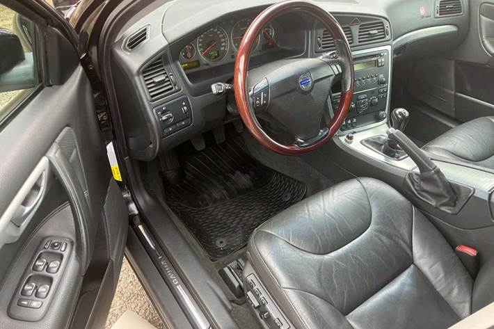 Sort Volvo V70 fra 2006