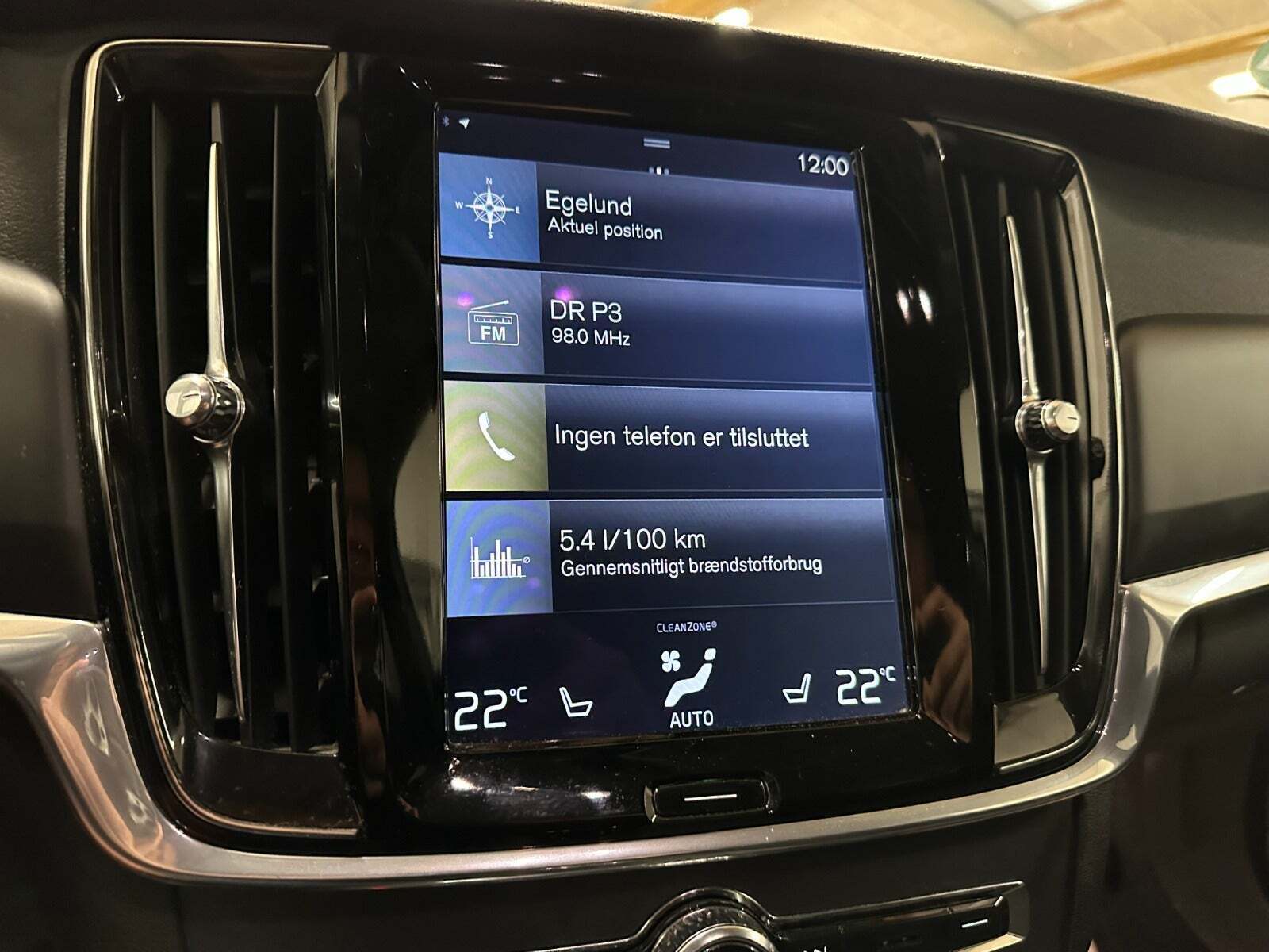 Volvo V90