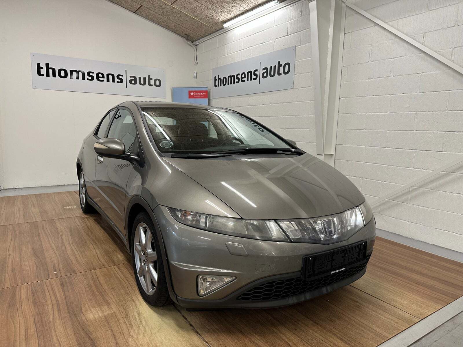 Grå Honda Civic fra 2006