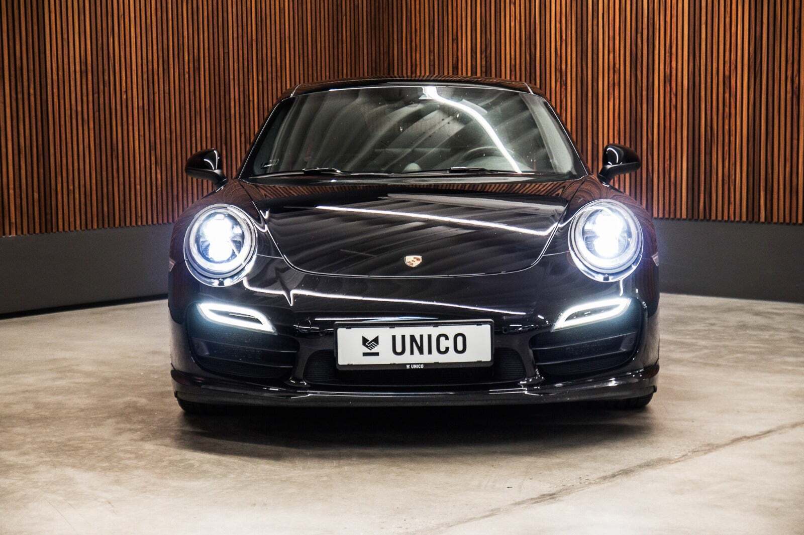 Porsche 911 Turbo 3,8 Coupé PDK