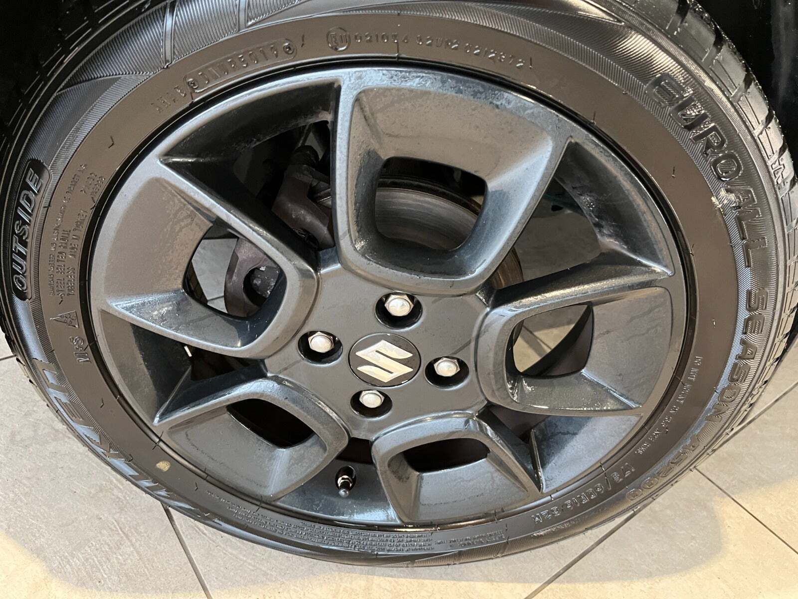 Blå Suzuki Ignis fra 2018