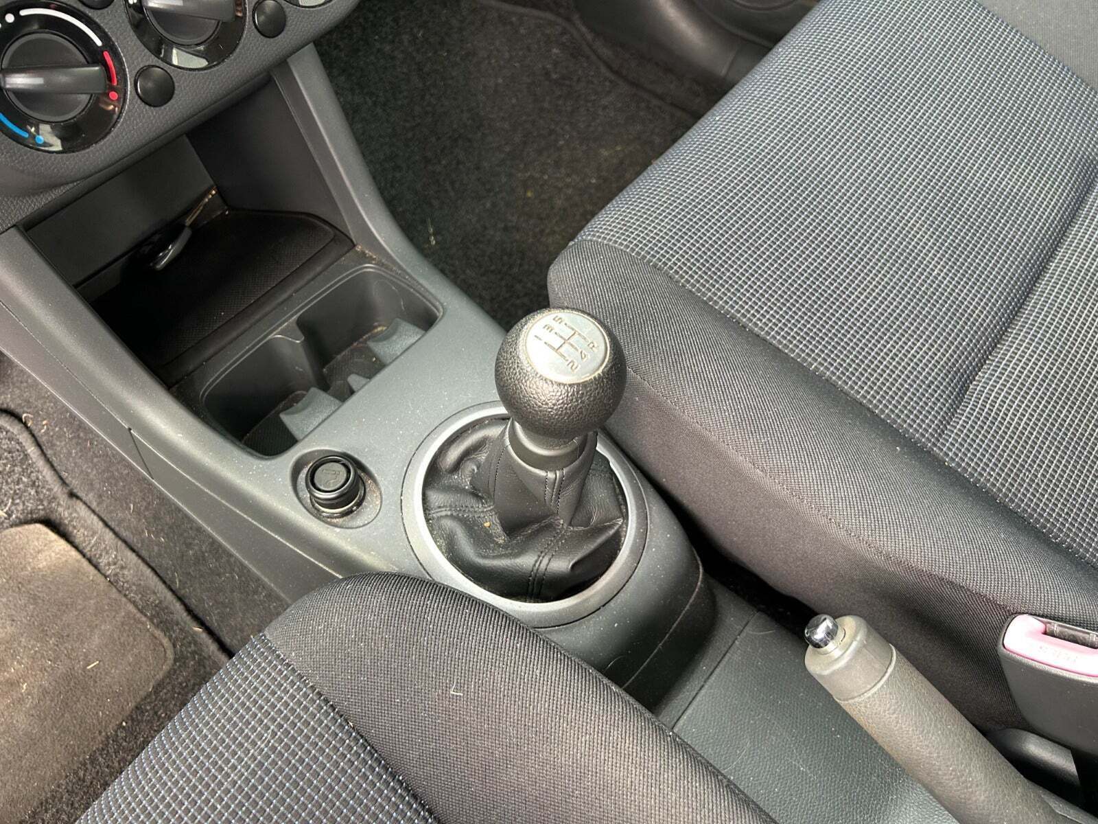 Orange Suzuki Swift fra 2007