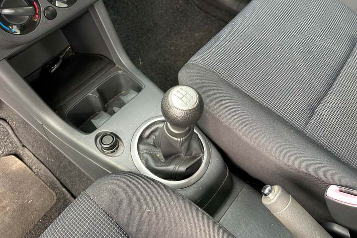 Orange Suzuki Swift fra 2007