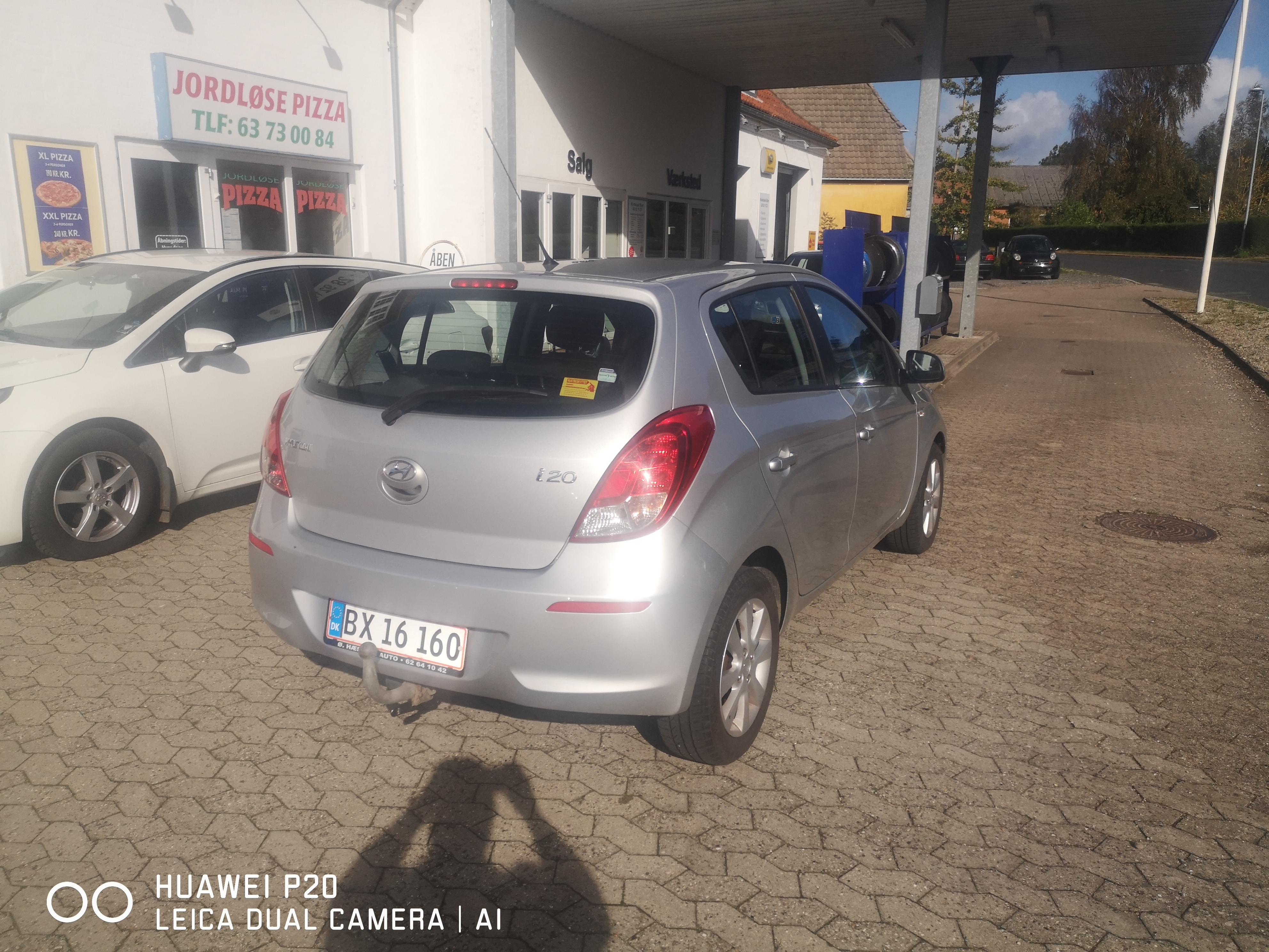 Grå Hyundai i20 fra 2013