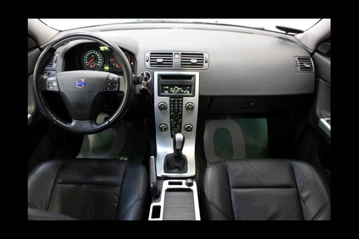 Sort Volvo S40 fra 2013