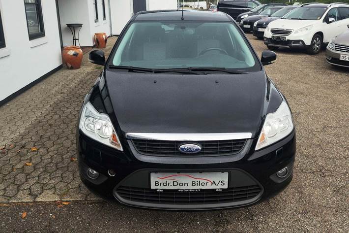 Sort Ford Focus fra 2010
