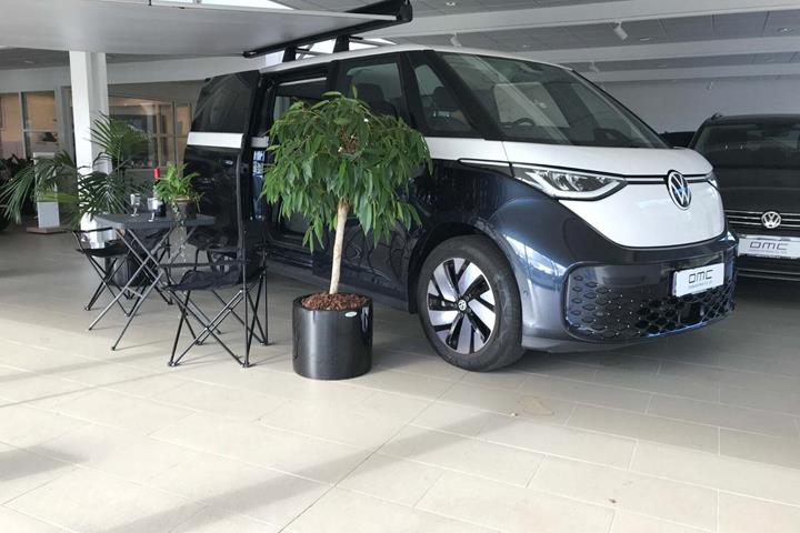 Blå VW ID.Buzz fra 2023