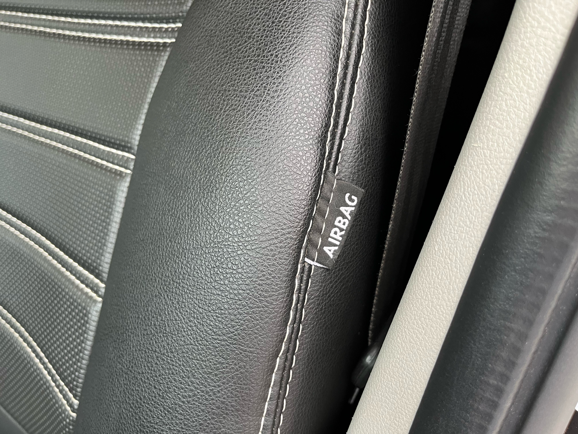 Sort Fiat Talento fra 2022