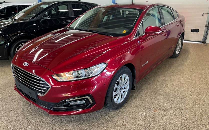 Ford Mondeo 2,0 HEV Titanium CVT