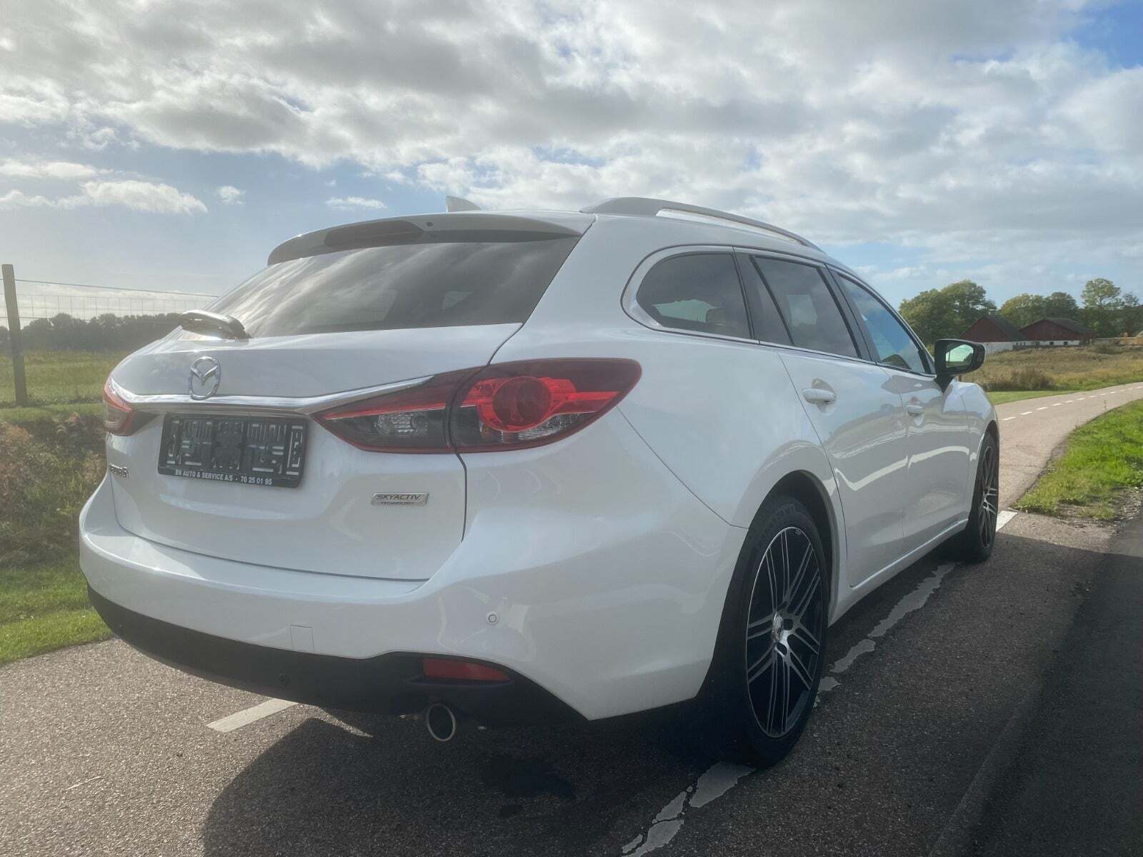 Mazda 6