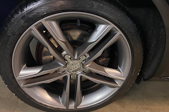Sort Audi A4 fra 2015