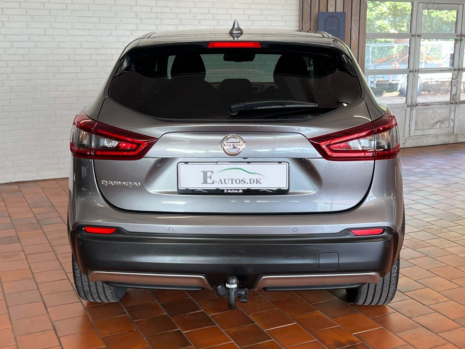 Grå Nissan Qashqai fra 2020