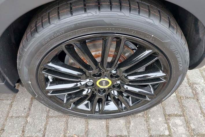 Sort Mini Cooper SE fra 2022