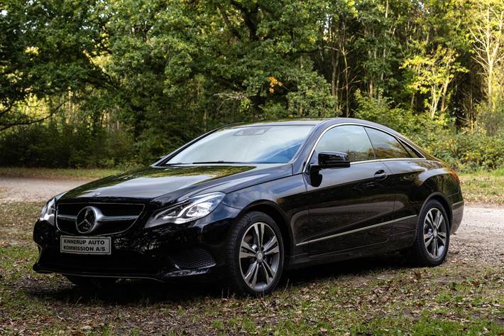 Sort Mercedes E200 fra 2016