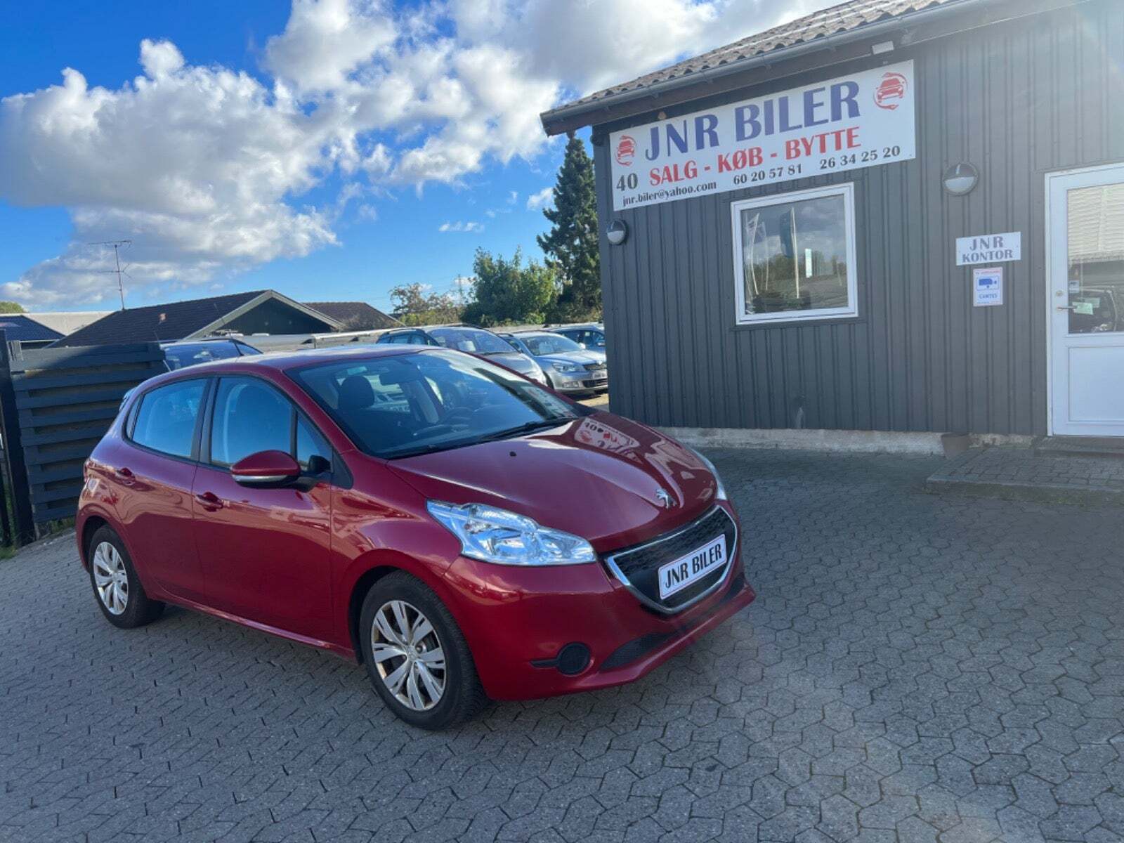 undefined Peugeot 208 fra 2015