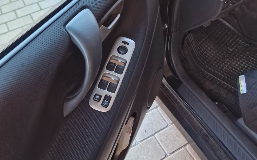 Suzuki Liana 1,6 L