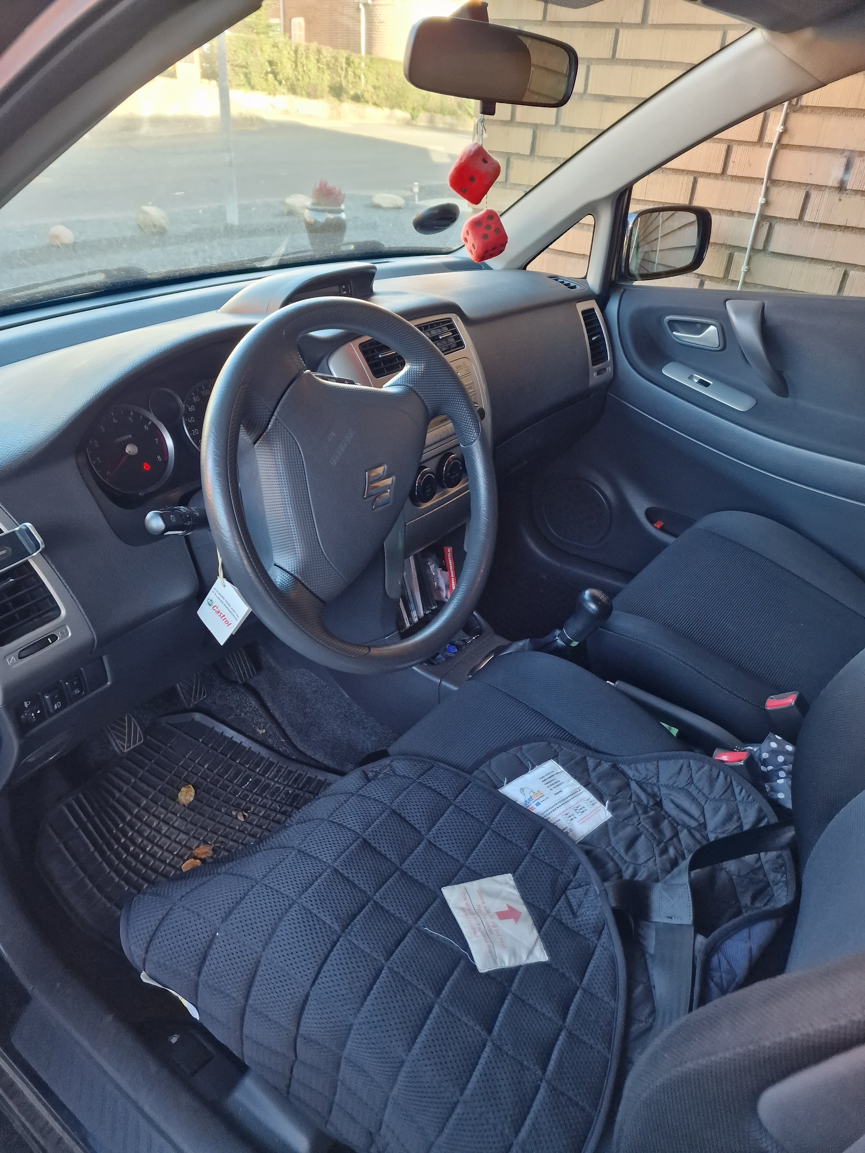 Sort Suzuki Liana fra 2006