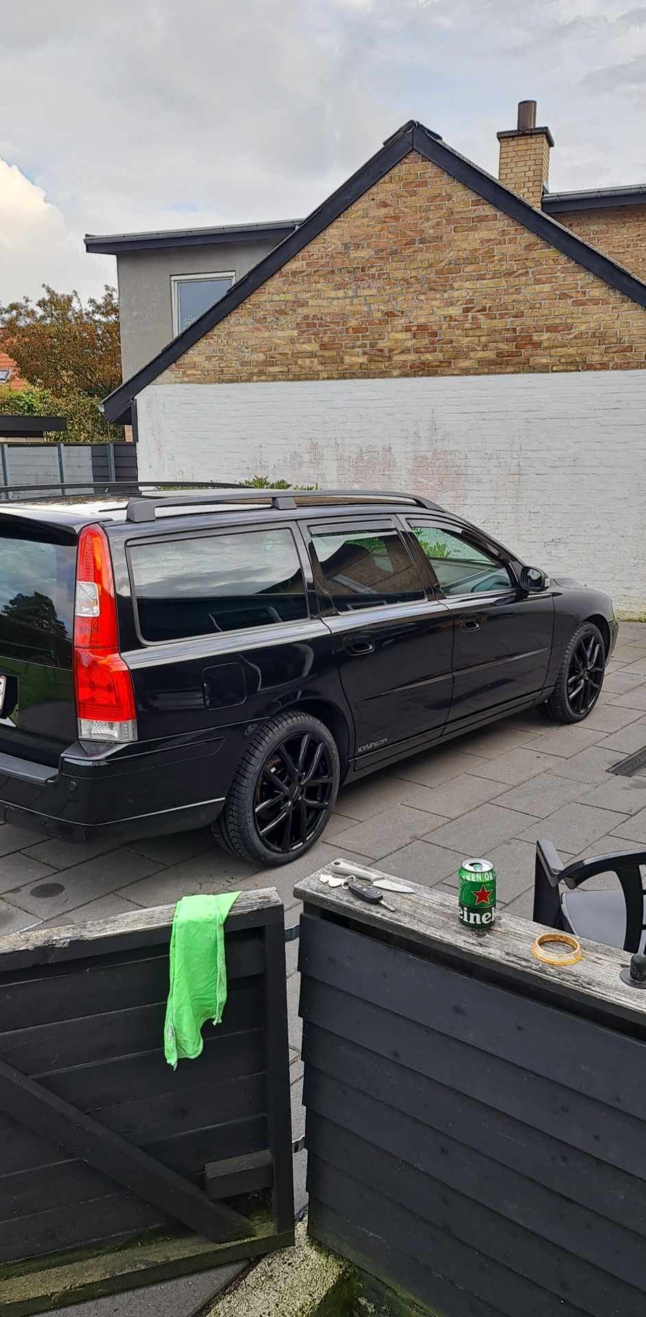 Sort Volvo V70 fra 2006