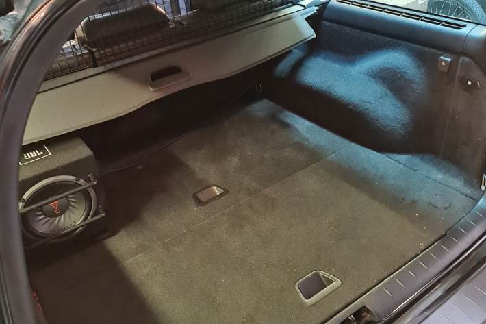 Sort Volvo V70 fra 2006