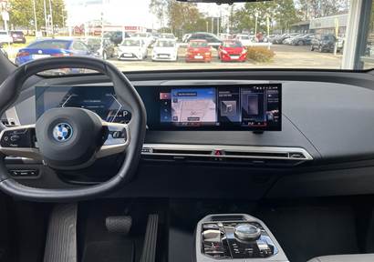 BMW iX 40 EL Sport XDrive 326HK 5d Trinl. Gear