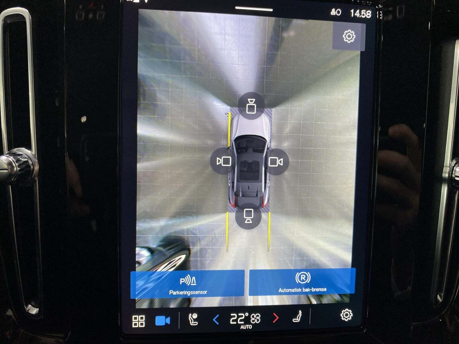 Blå Volvo C40 fra 2022