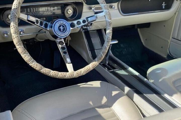 undefined Ford Mustang fra 1965