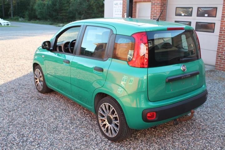 Grøn Fiat Panda fra 2015