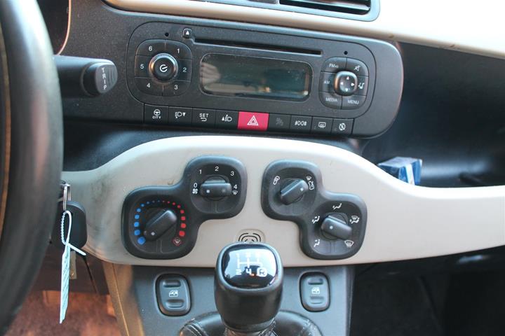 Grøn Fiat Panda fra 2015
