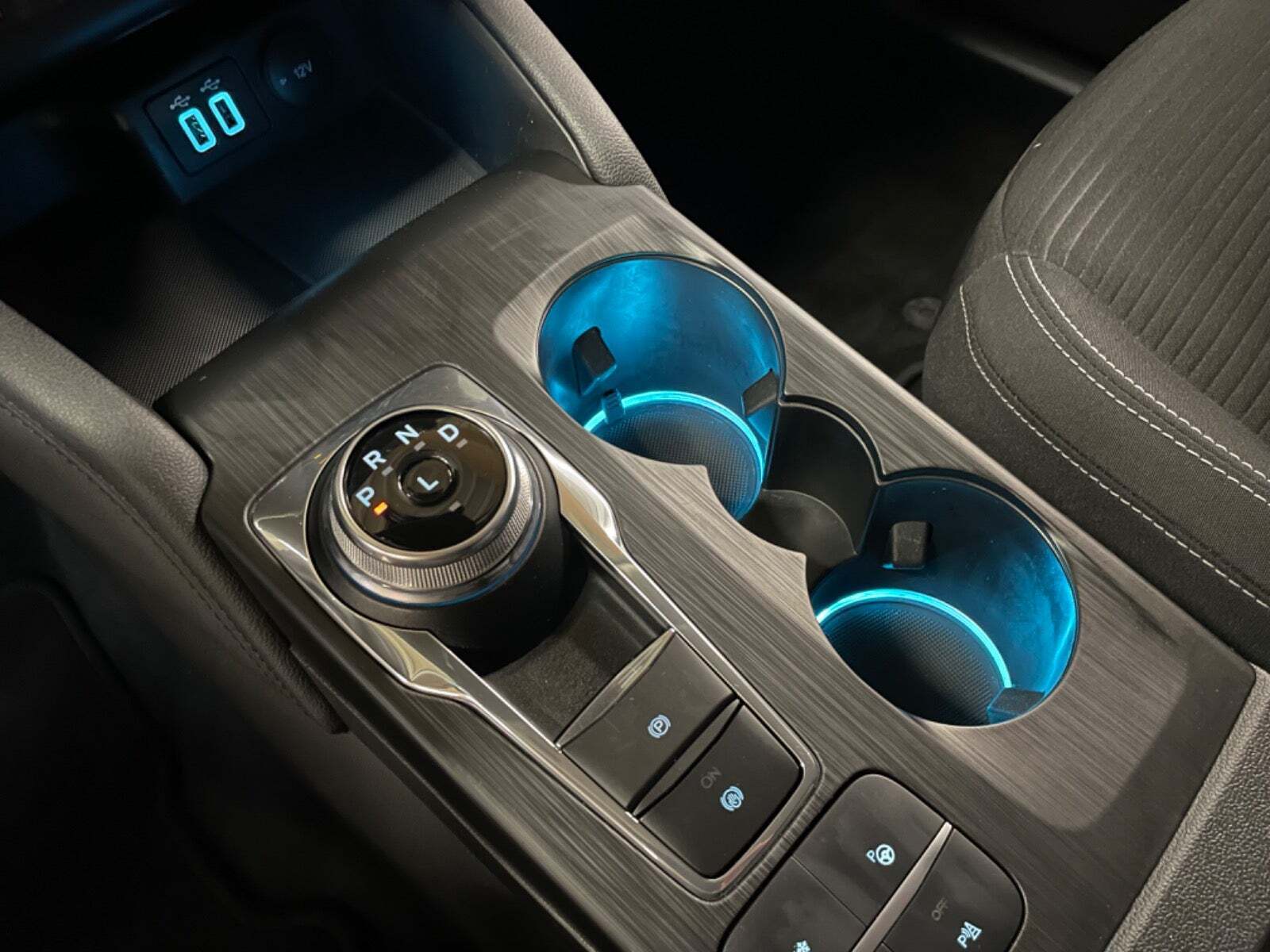 Ford Kuga 2,5 PHEV Titanium CVT